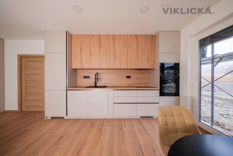 Prodej byt - Zaječí, 691 05