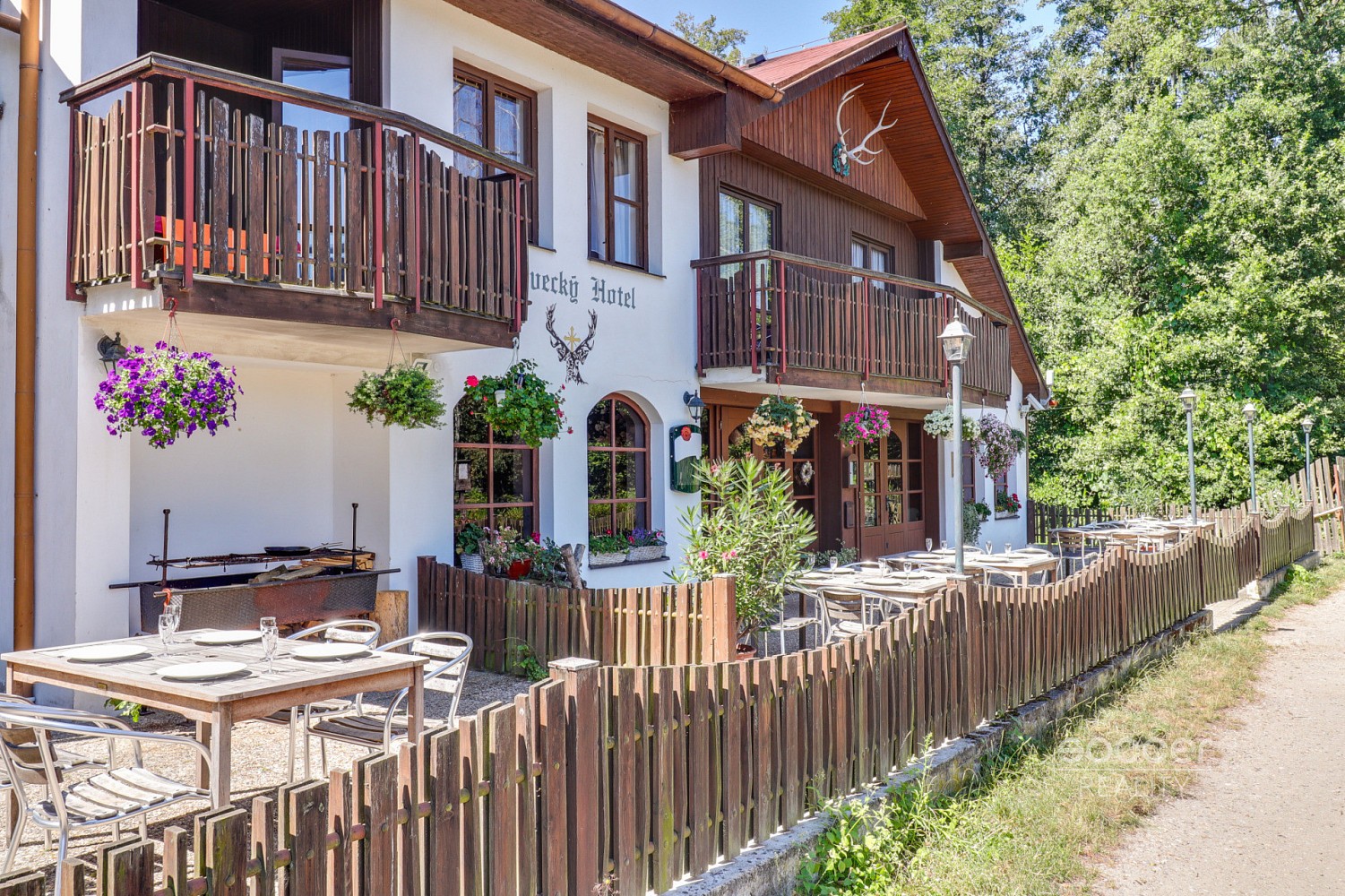 Chalupa · 1 150 m² · Jivák, Loučeň - Patřín, okres Nymburk - 3