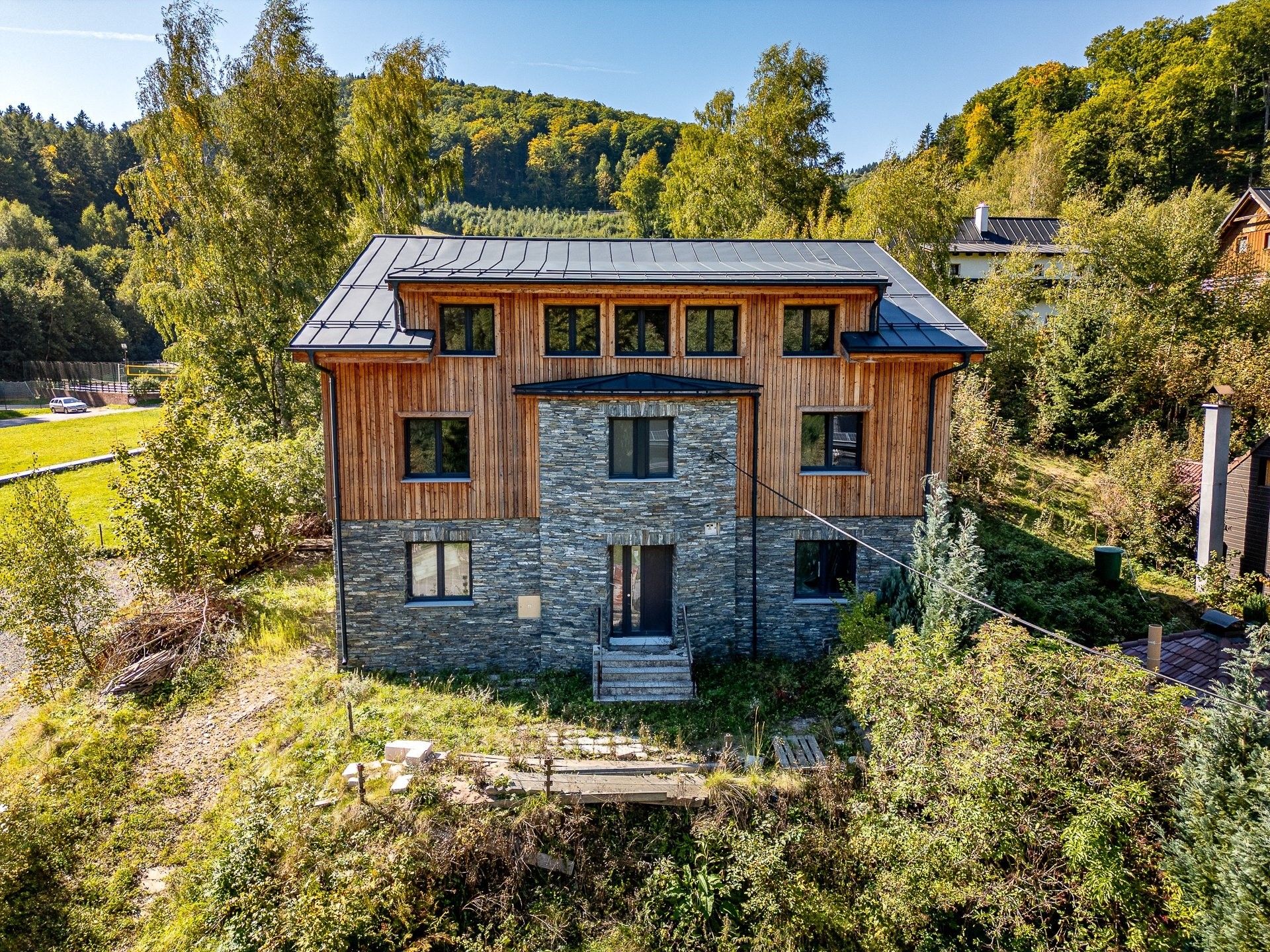 Rodinné domy, Prkenný Důl, Žacléř, 423 m²