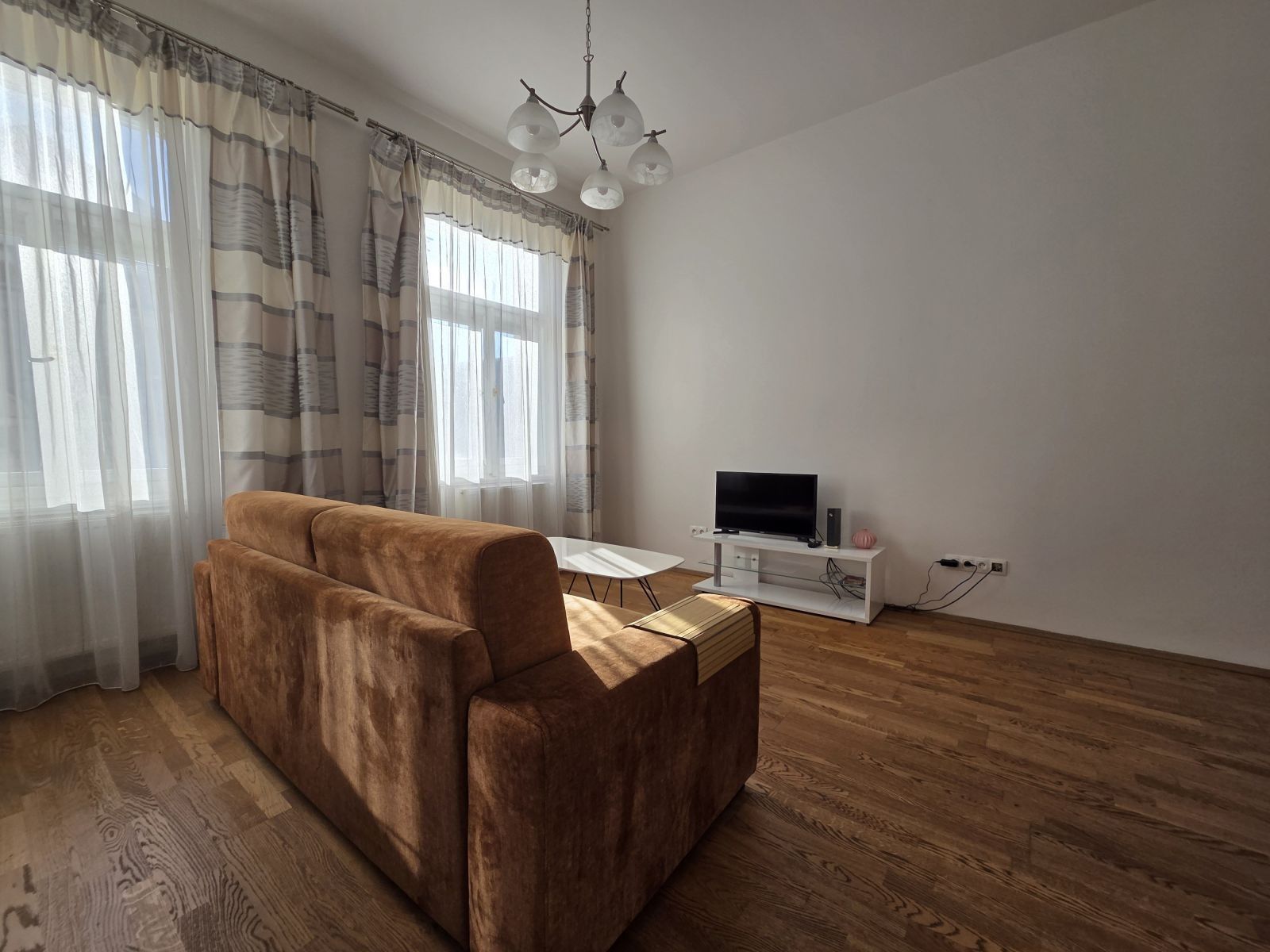 Byty, Na Bělidle, Praha - Smíchov, 52 m² - 1