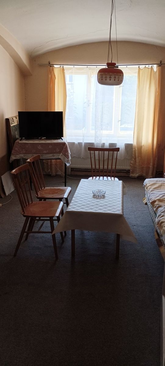 Pronájem rodinný dům - 10126, Mezouň - Mezouň, Středočeský kraj, 61 m² - 2