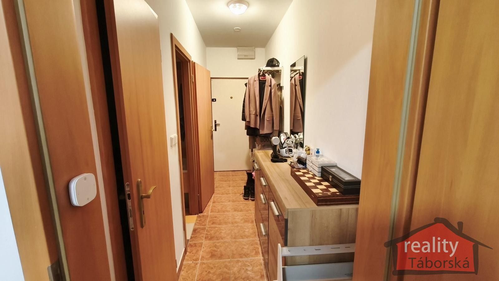 Prodej byt 3+kk - Luční, Nupaky, 69 m²