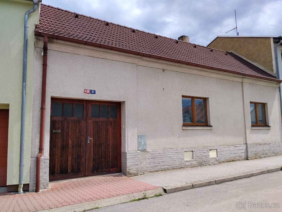 Rodinné domy, Nové Strašecí, 271 01 - 2