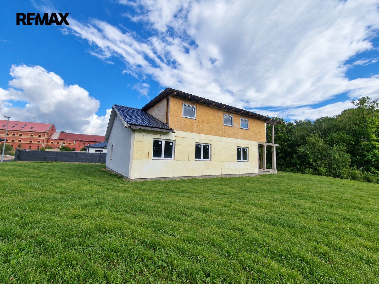 Rodinné domy, Jirkov, 251 m² - 1