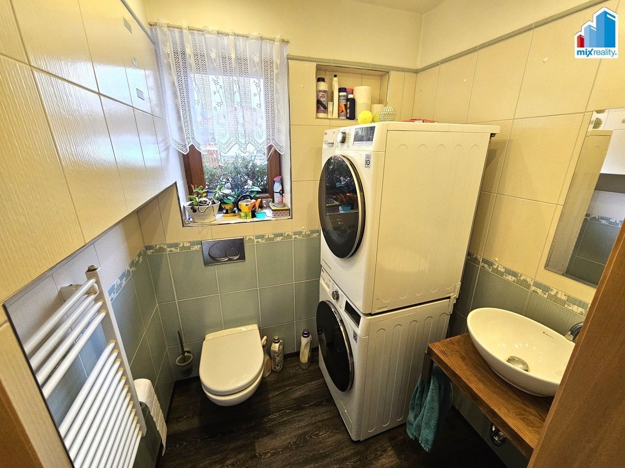 Rodinné domy, Horní, Planá, 184 m²