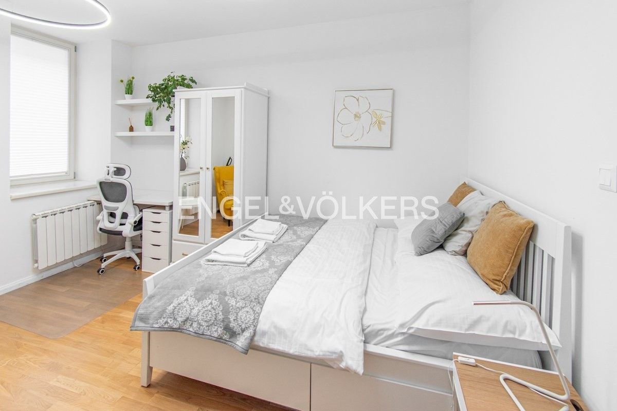 Pronájem byt 1+1 - Záhřebská 562, Praha, 36 m²