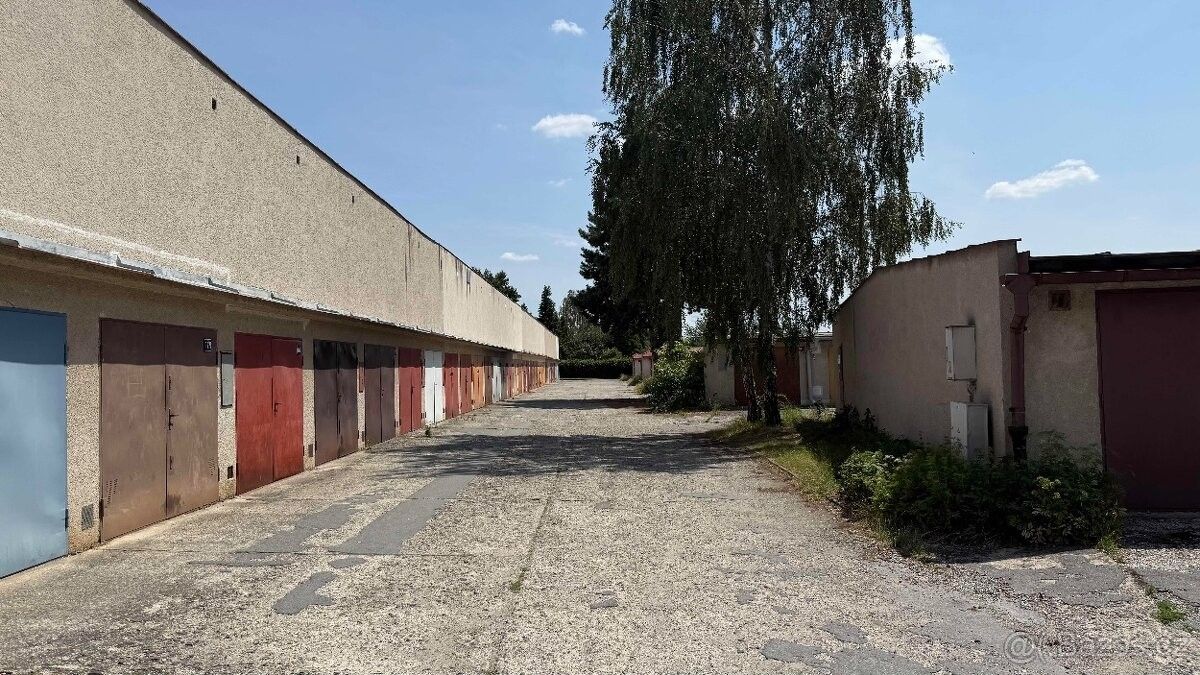 Garáže, Kroměříž, 767 01 - 2