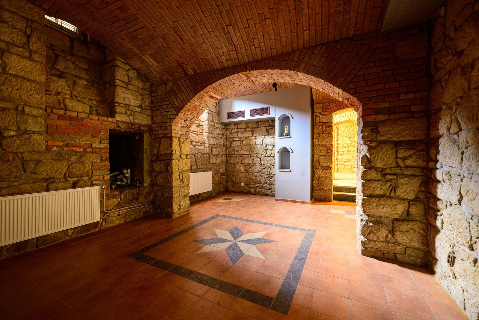 Sklad · 160 m² · Skvrňanská 2692, Plzeň Jižní Předměstí - 4