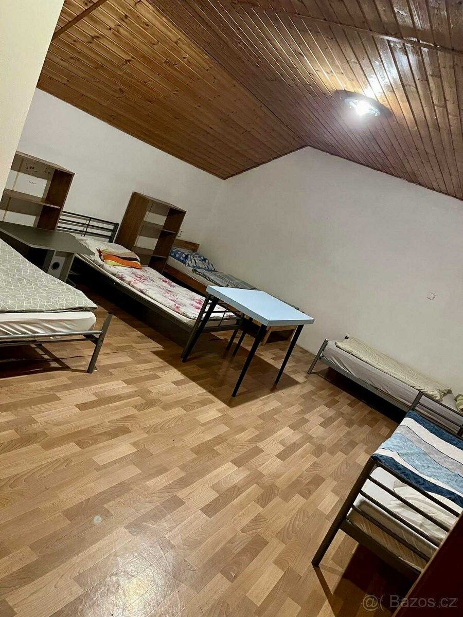 Byty, Kolín, 280 02