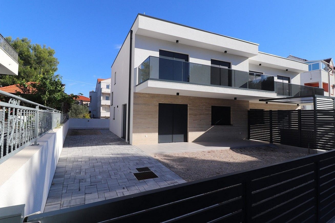 Rodinné domy, Vodice, Sibensko-kninska zupanija, Chorvatsko, 160 m² - 1