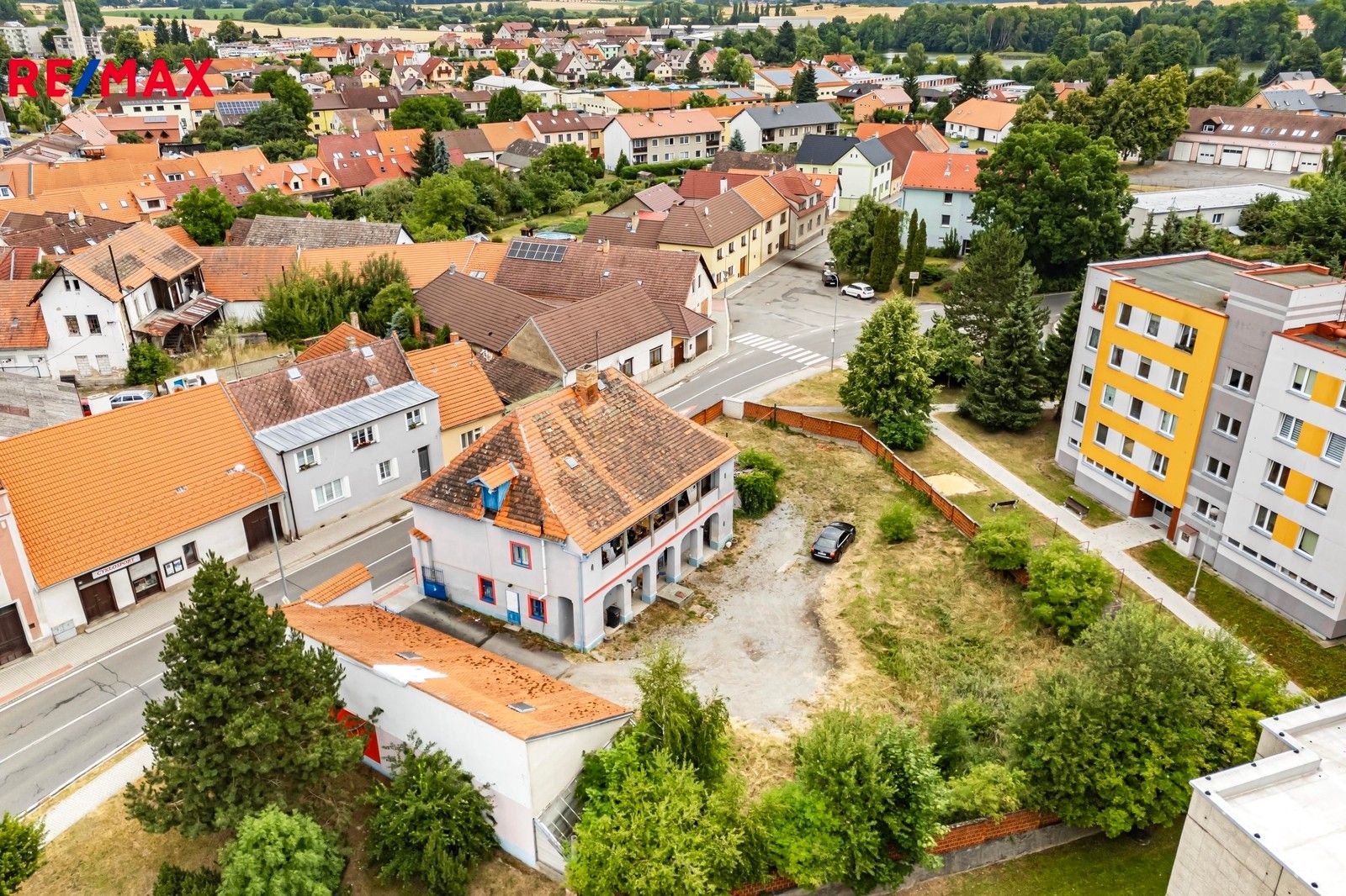 Rodinné domy, Strakatého, Blatná, 282 m²