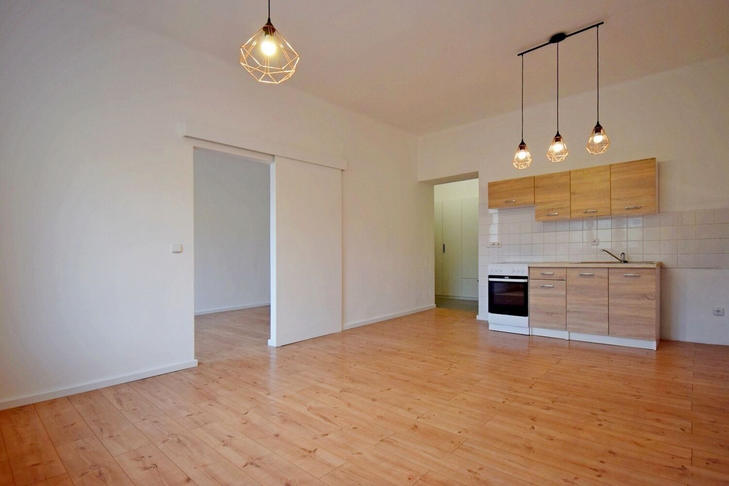 2+kk, 5. května, Praha, 48 m²