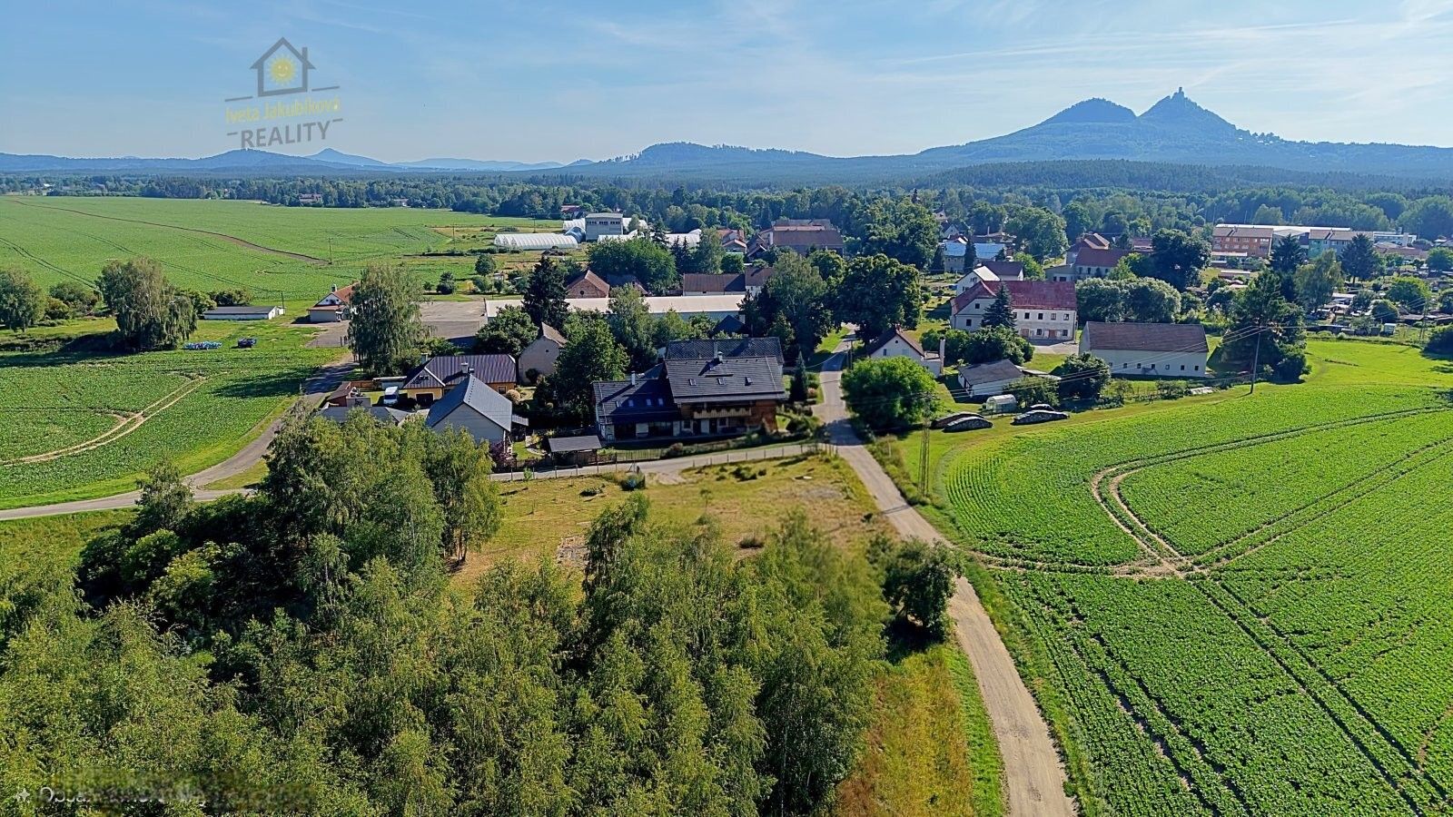 Pozemky pro bydlení, Okna, 1 442 m² - 1