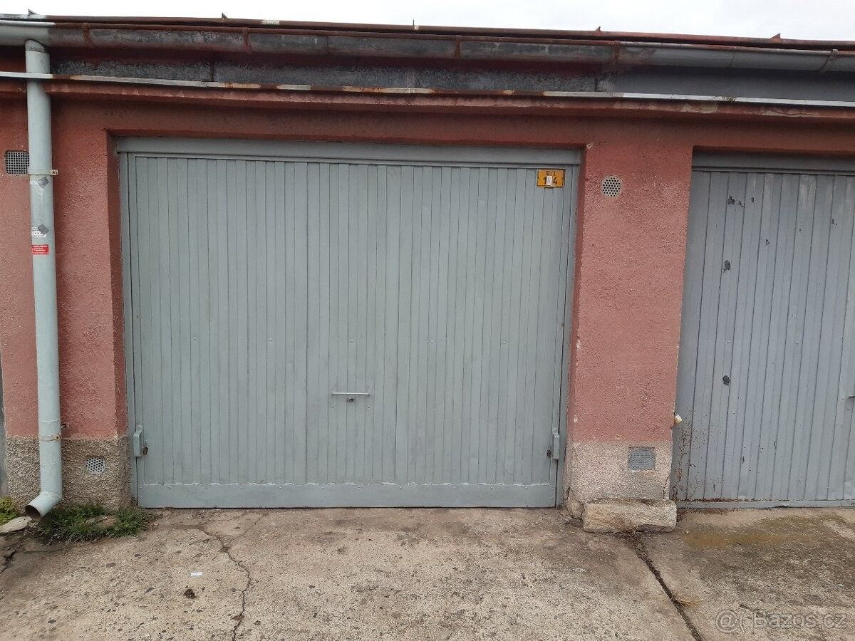 Garáže, Kolín, 280 02