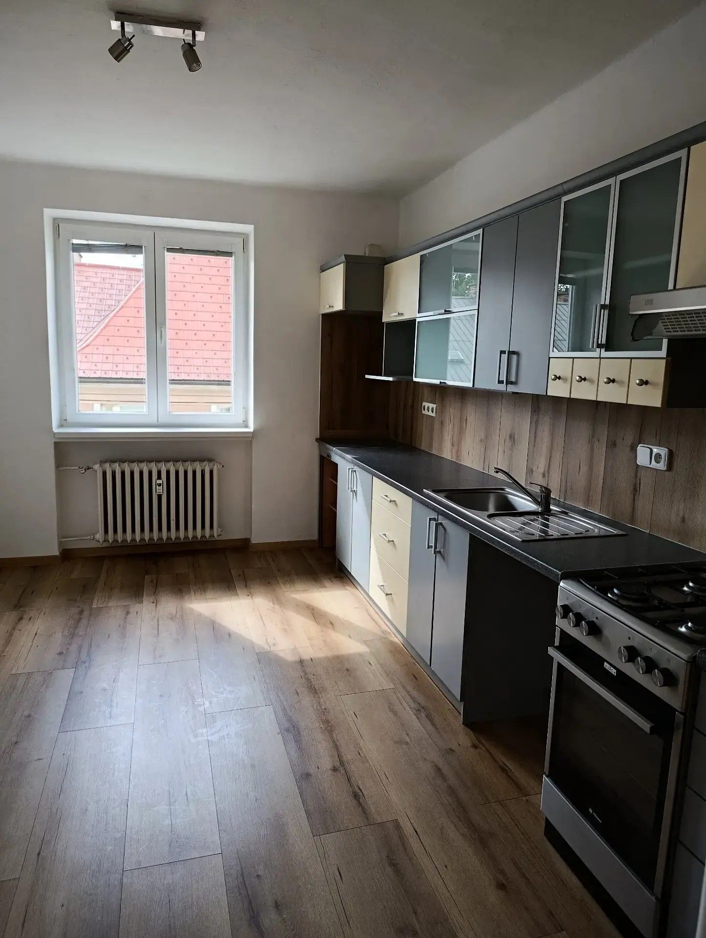 3+1, náměstí ČSA, Český Těšín, 78 m²