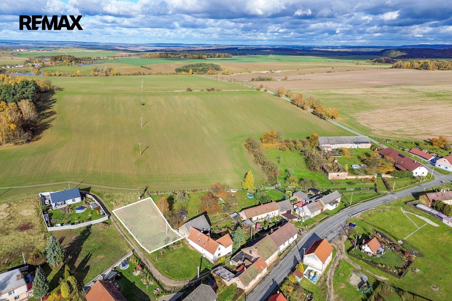 Pozemek pro bydlení, 757 m²