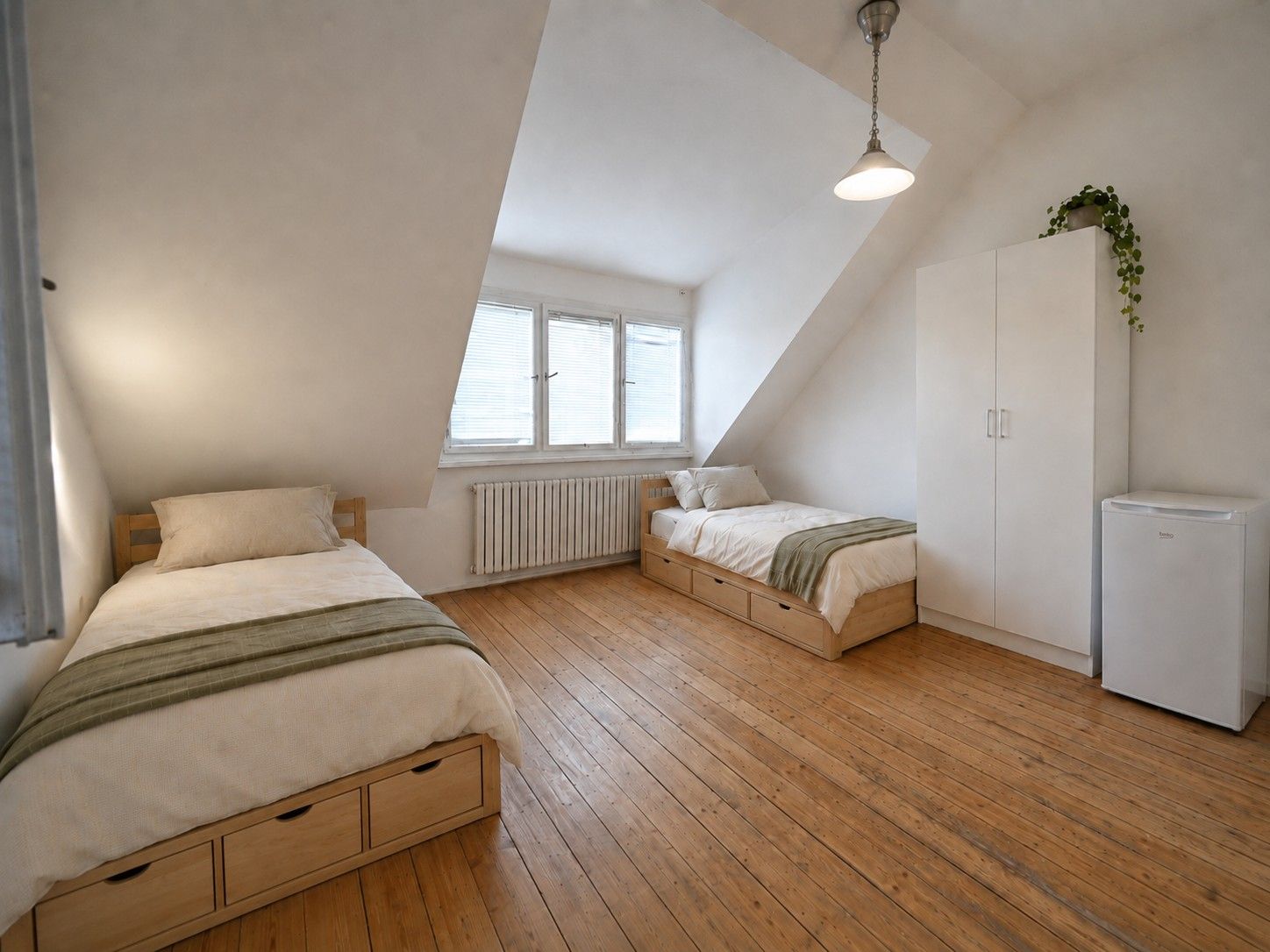 Byty, Filmařská, Praha, 18 m² - 1