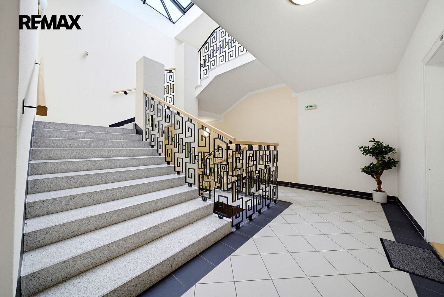 3+1, Mariánskolázeňská, Karlovy Vary, 141 m² - 2