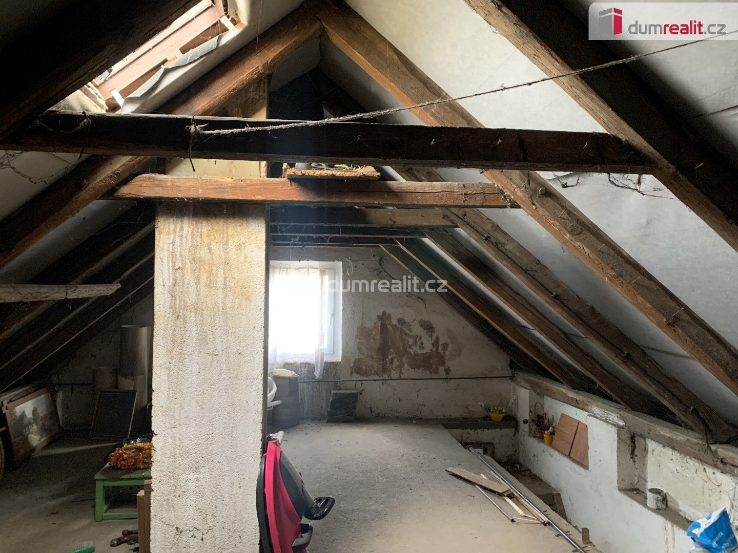 Rodinné domy, Prof. Krbce, Tmaň, 151 m²