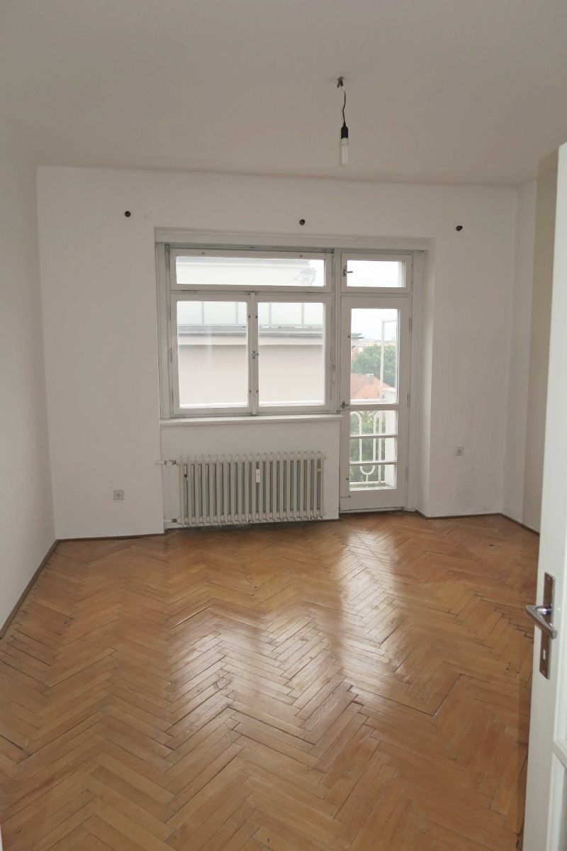 2+1, 28. pluku, Praha - Vršovice, 57 m² - 2