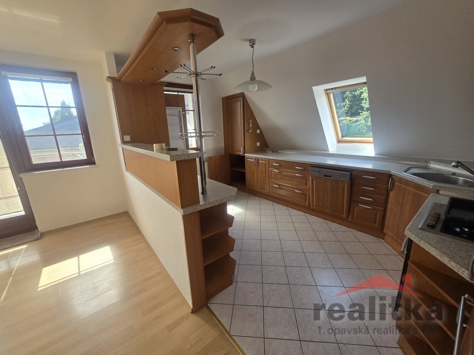 3+kk, Slovenská, Opava, 120 m²