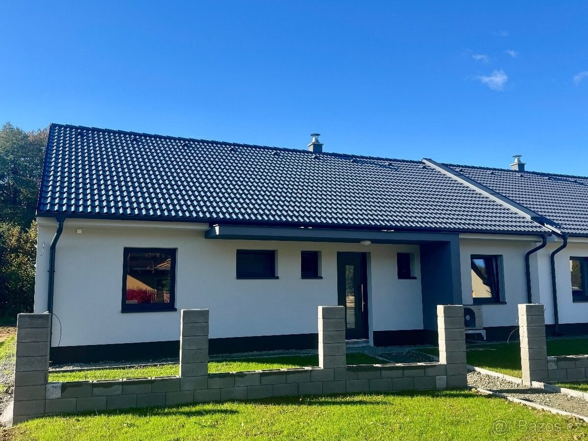 Rodinné domy, Halenkovice, 763 63