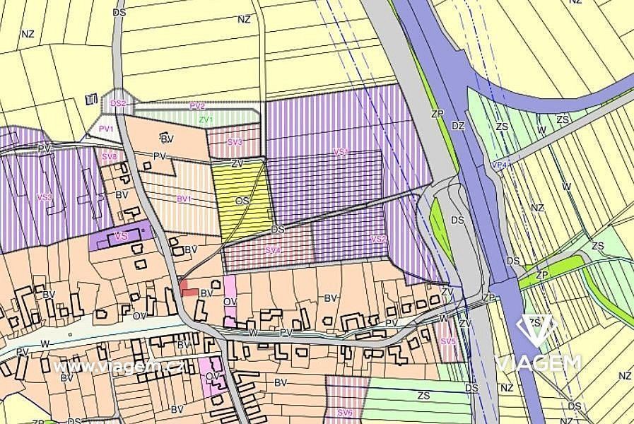 Pozemek pro bydlení, 721 m²