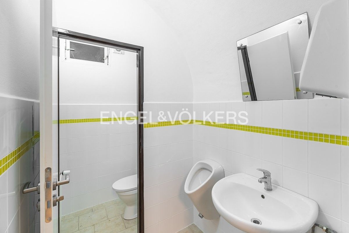 Pronájem kancelář - Pobřežní 95, Praha Karlín, 134 m² - 5