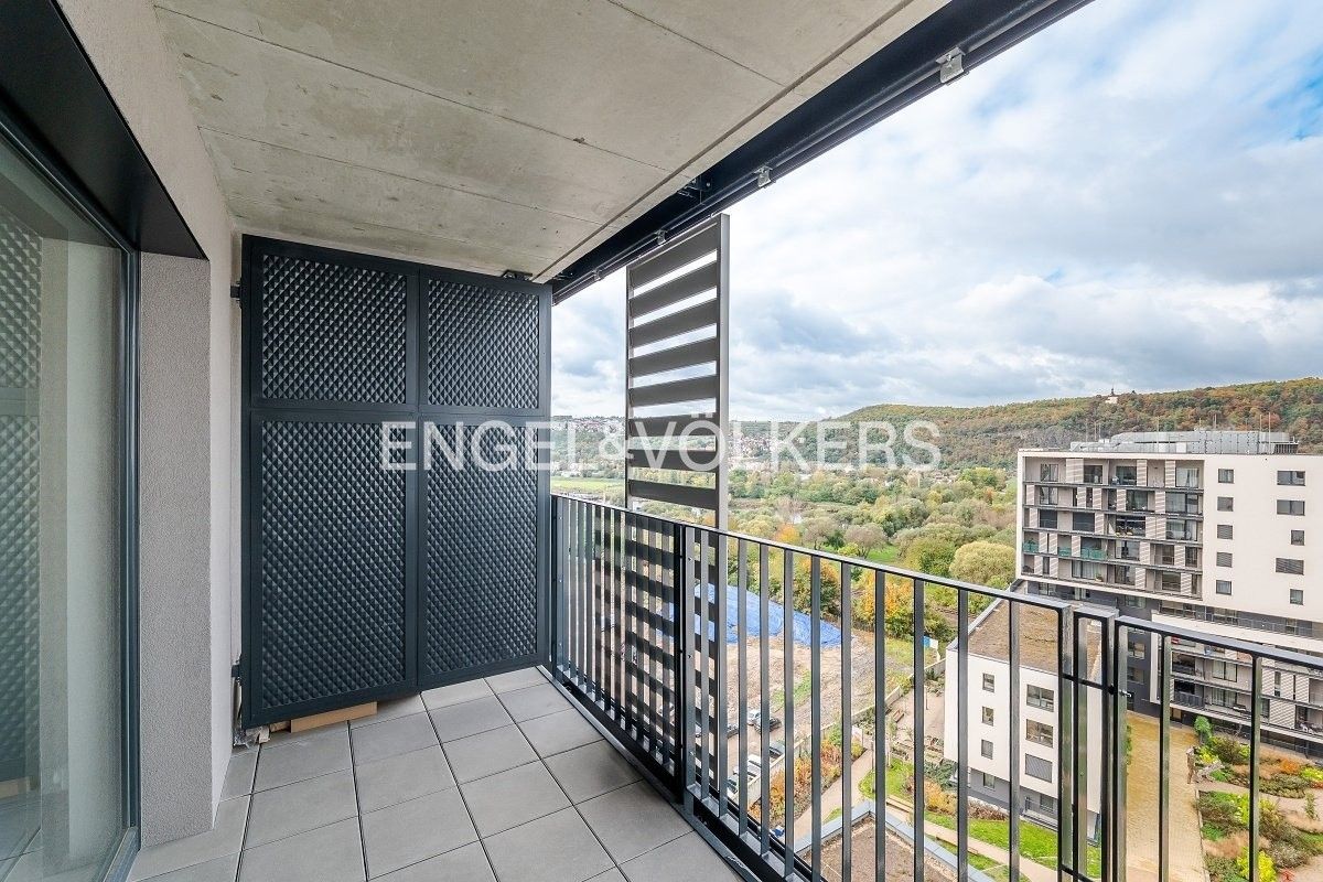 Pronájem byt 1+kk - Mezi vodami 2390, Praha, 32 m²