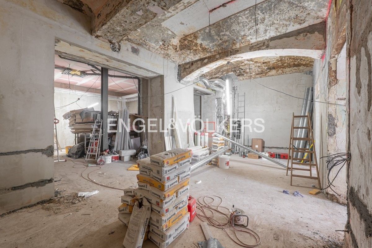 Pronájem obchodní prostory - Mahenova, Praha, 126 m²