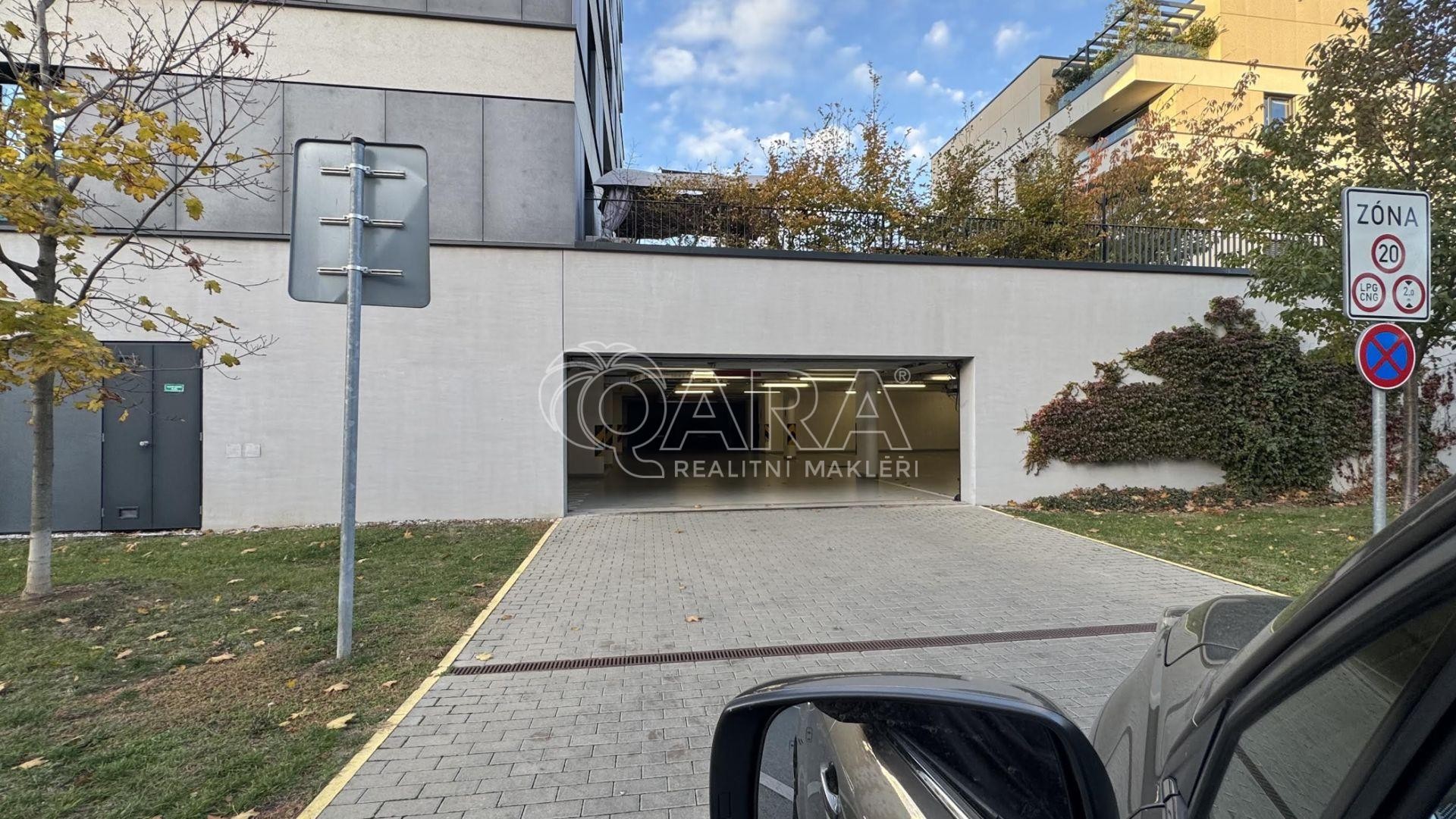 Garáž · 18 391 m² · Kačírkova, Praha Jinonice - 4