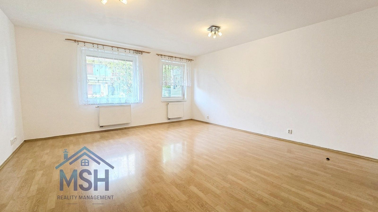 Pronájem byt 1+kk - Rýnská, Praha 9 - Čakovice, 40 m² - 5