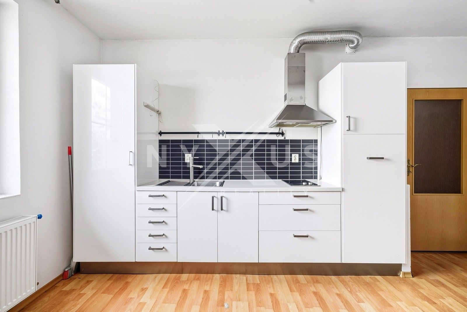 Pronájem byt 2+kk - Břežany II, 47 m²