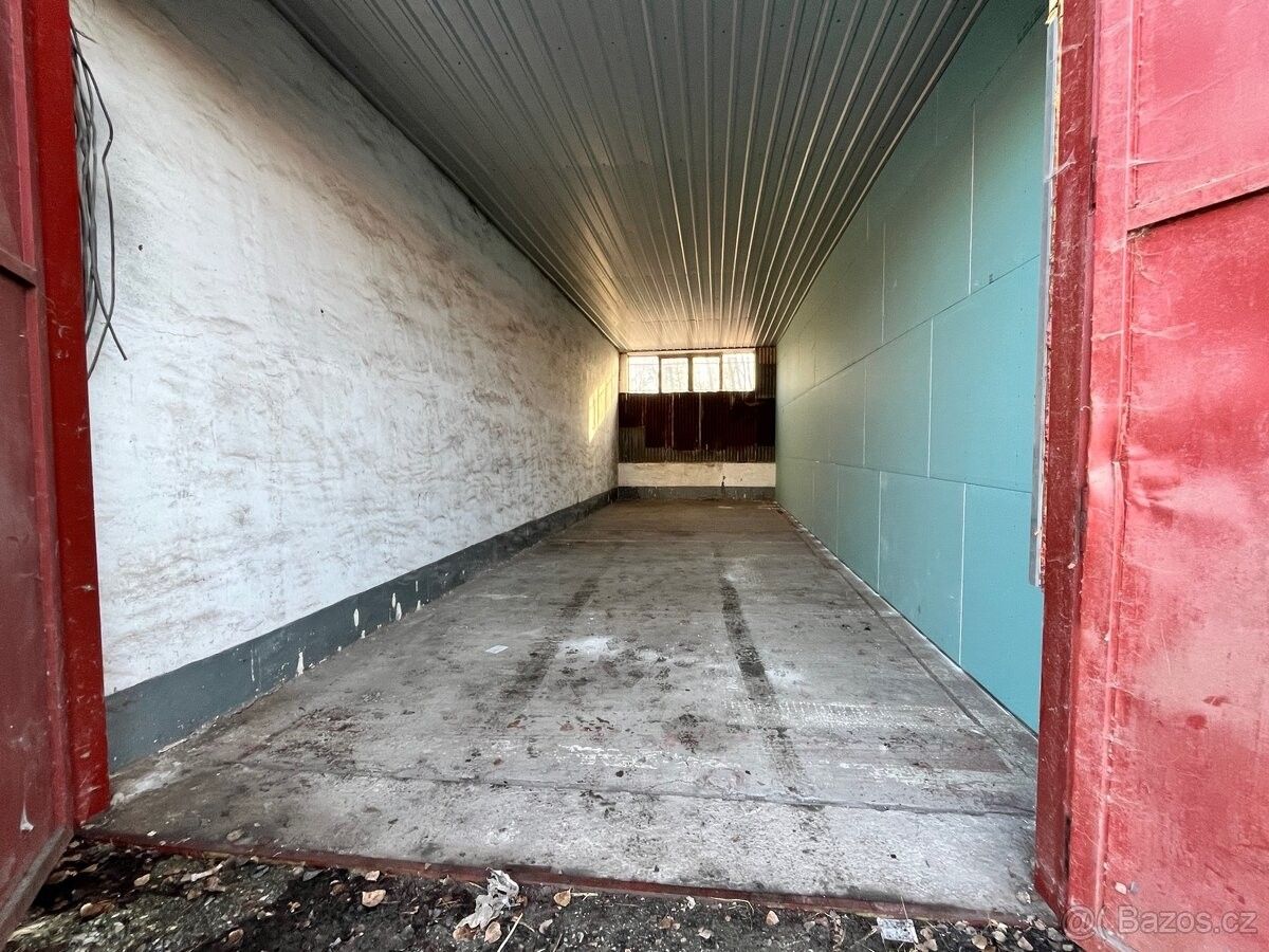 Pronájem garáž - Bruntál, 792 01