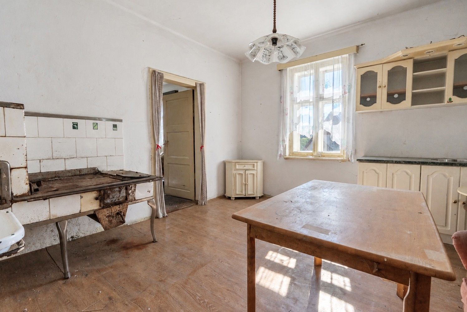 Prodej rodinný dům - Chotěvice, 190 m² - 5
