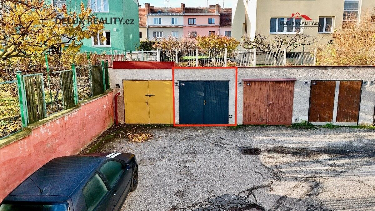 Garáže, Znojmo, 669 02