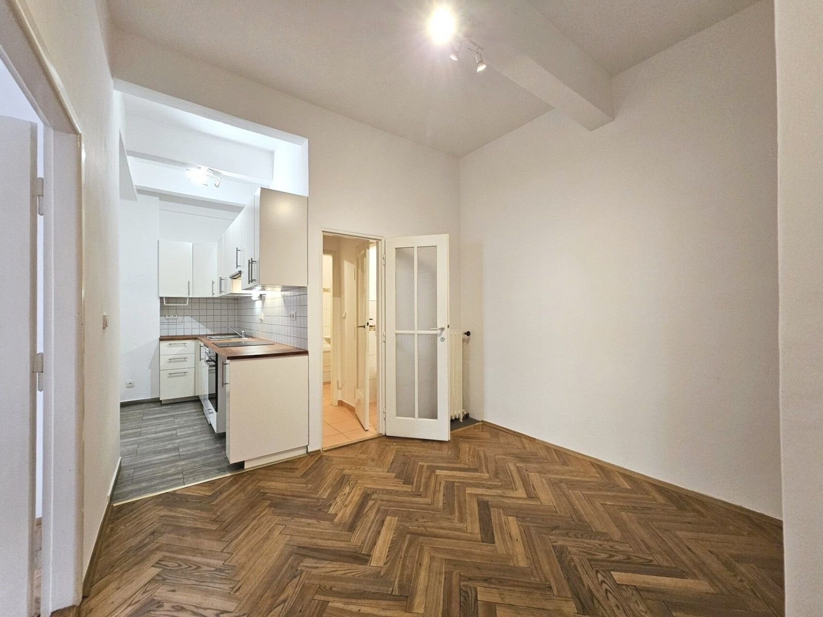 2+1, Řipská, Praha, 60 m² - 1