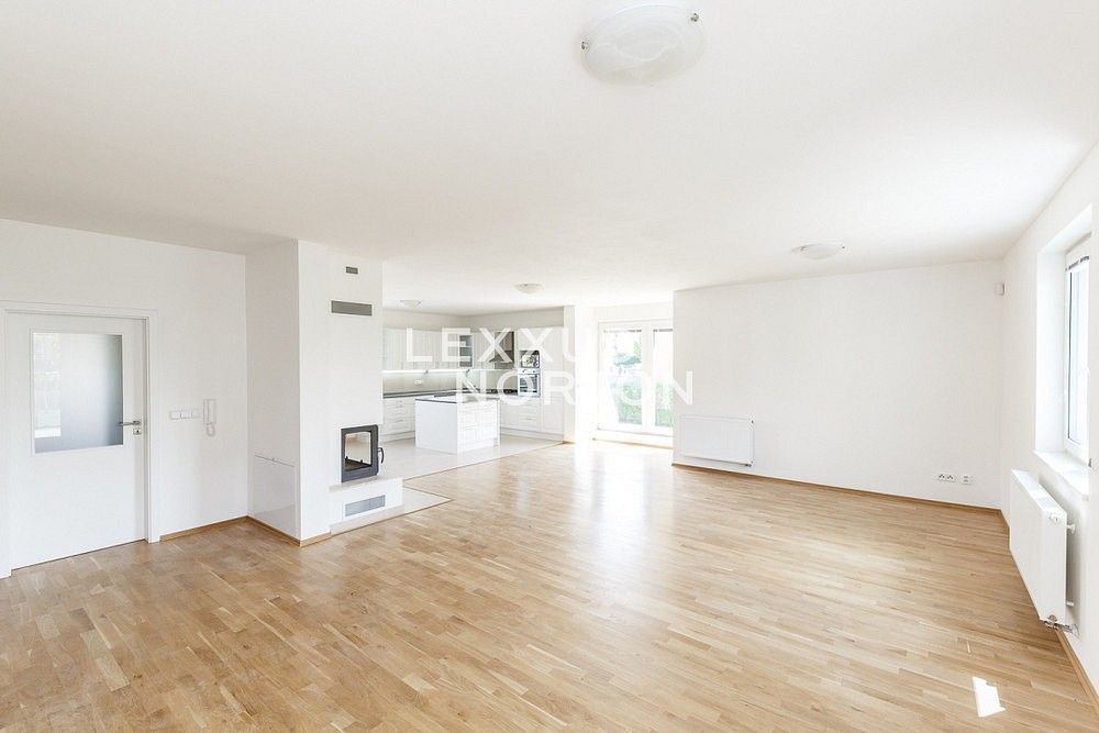 Rodinné domy, Průhonice, okres Praha-západ, Středočeský kraj, 400 m² - 1