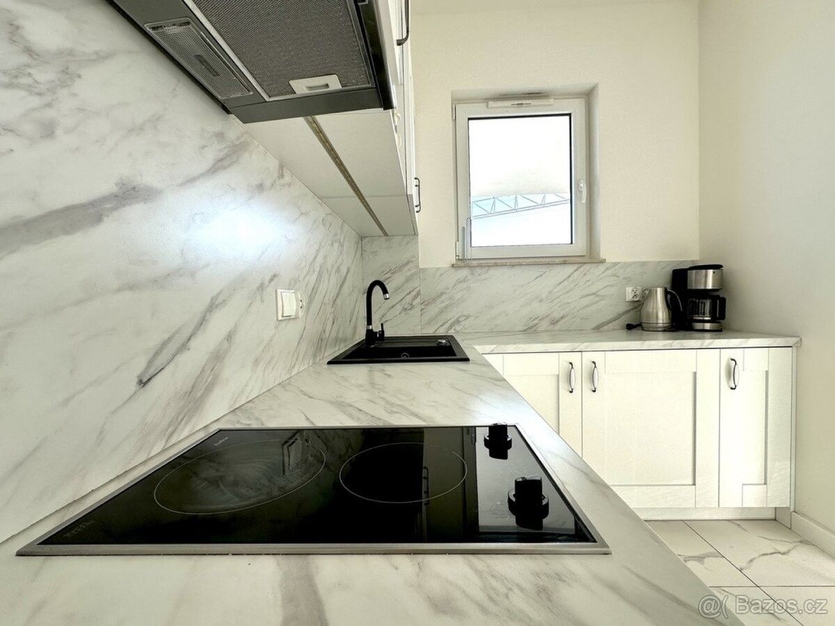 Prodej byt - 987 66, Zahraničí