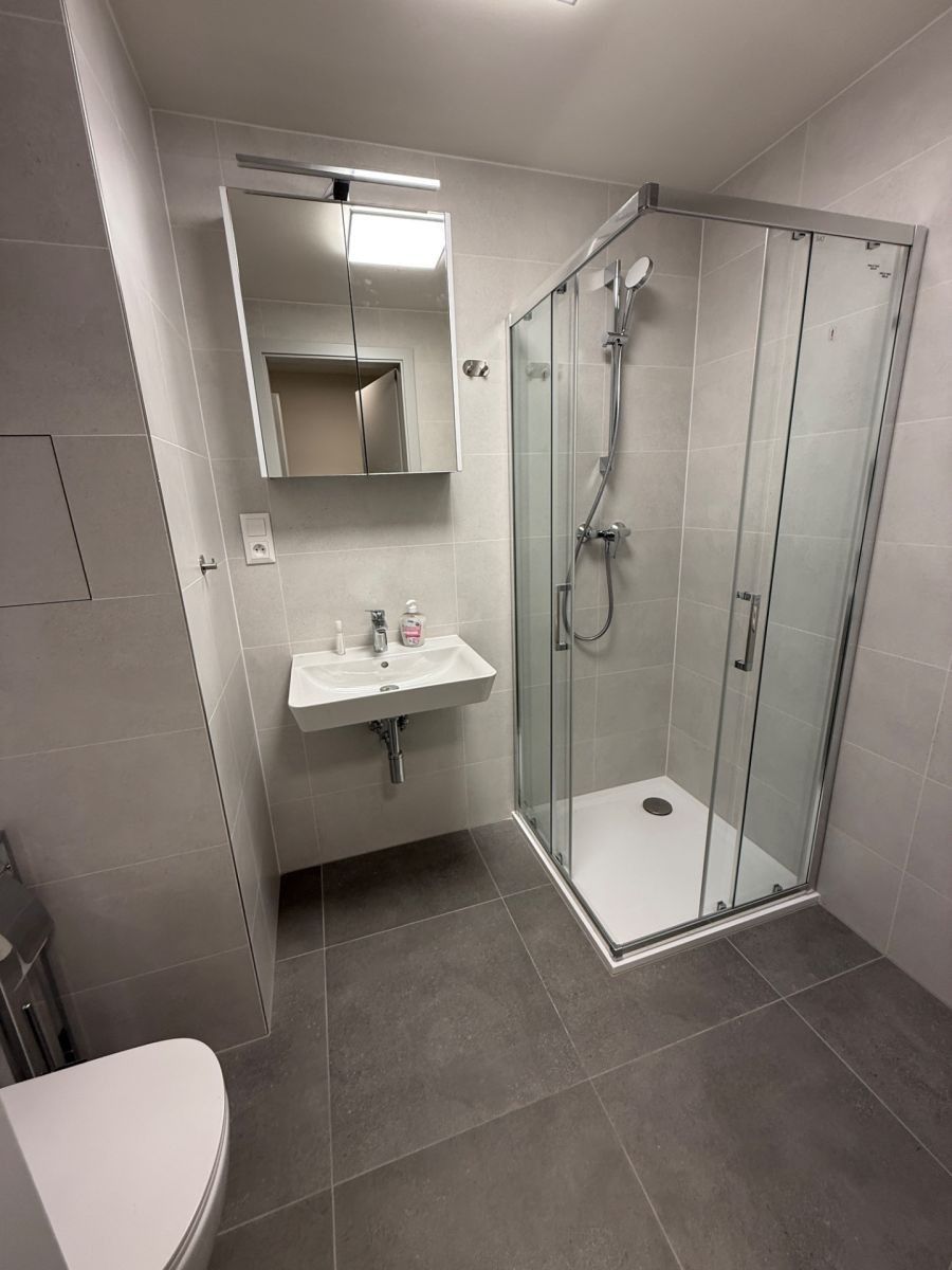 1+kk, Jáchymovská, Praha - Řeporyje, 33 m² - 2