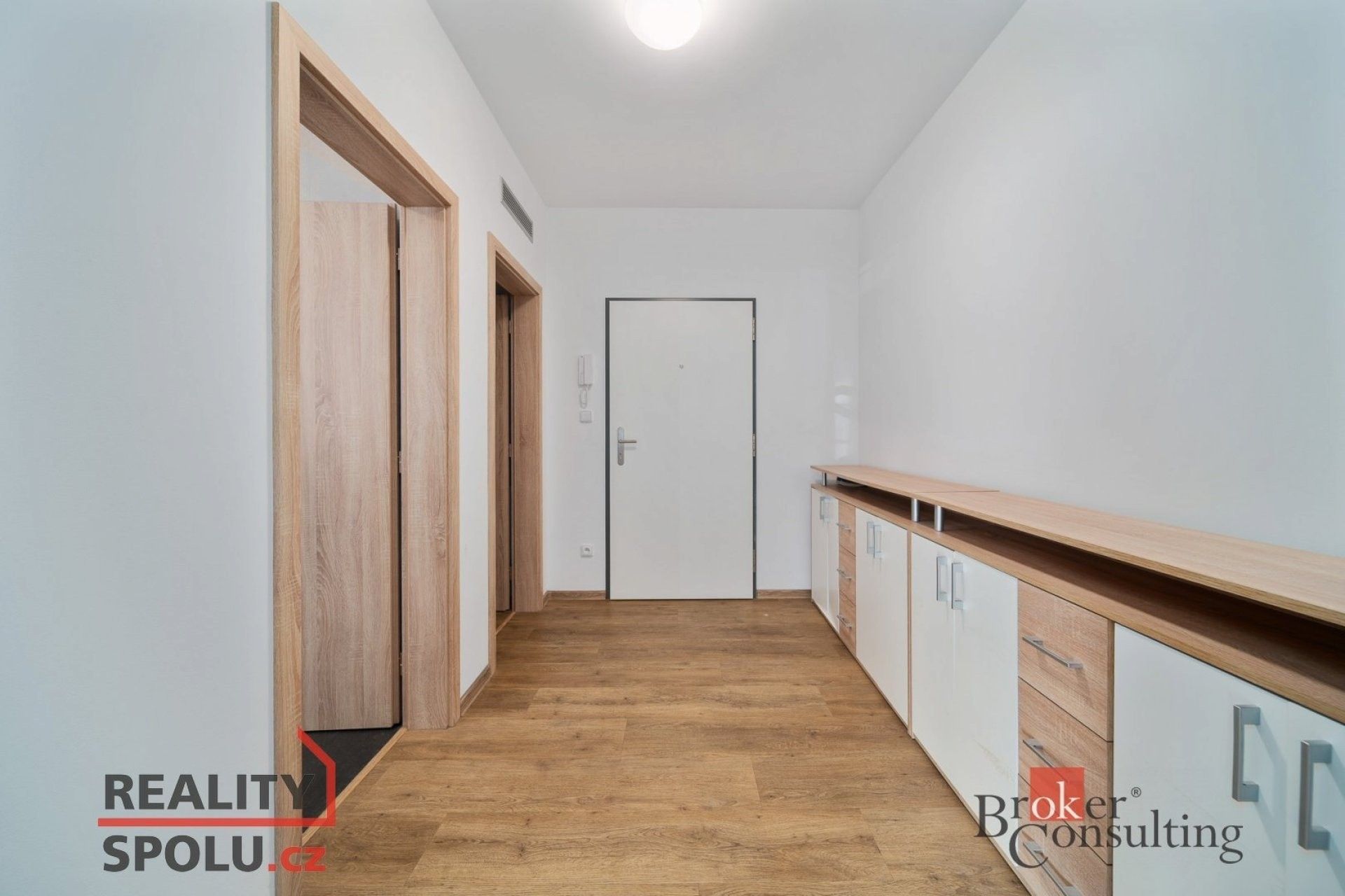 Pronájem byt 2+kk - Komenského,Chlumec nad Cidlinou, 53 m²