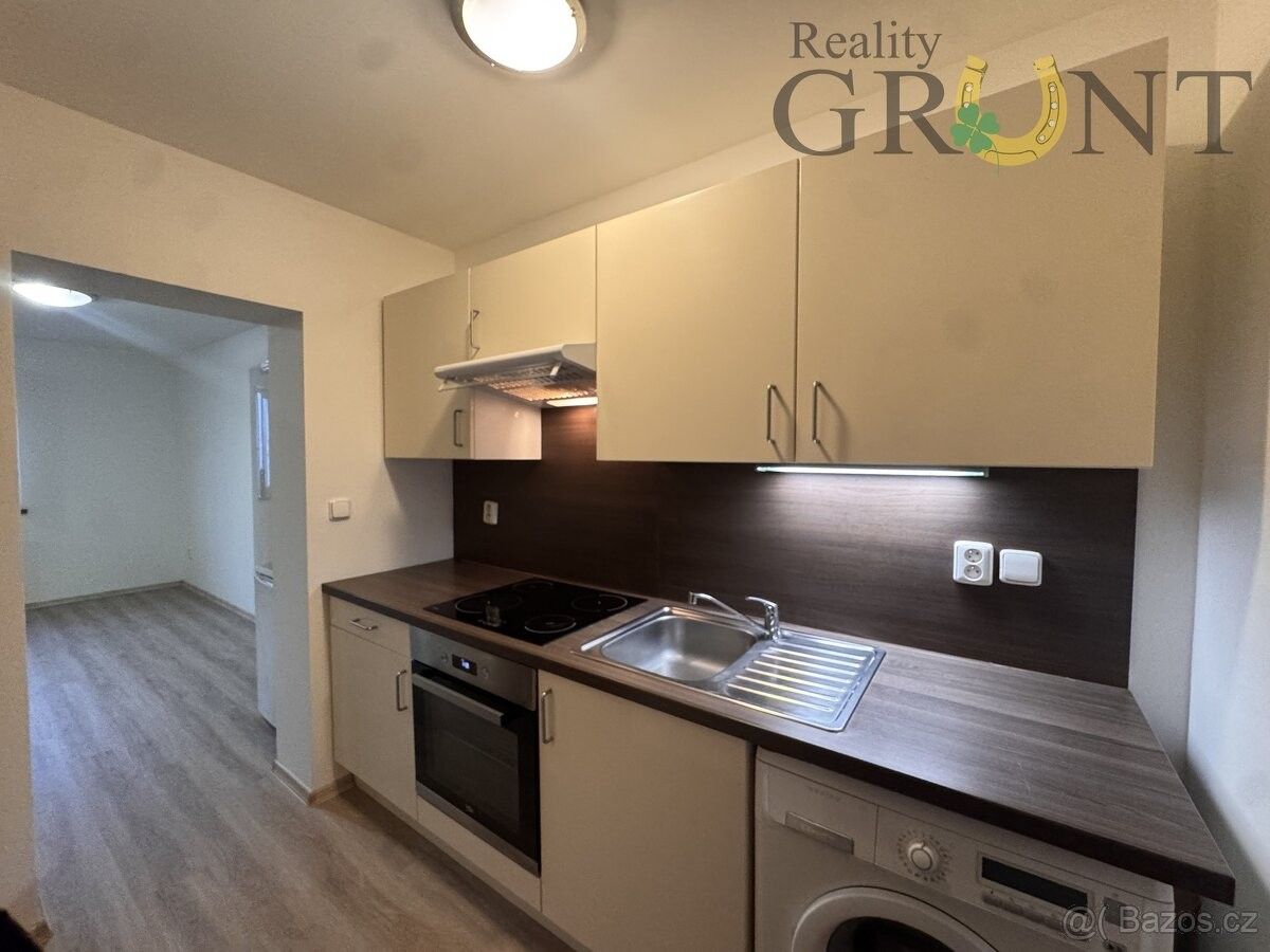 Pronájem byt - Karviná, 733 01