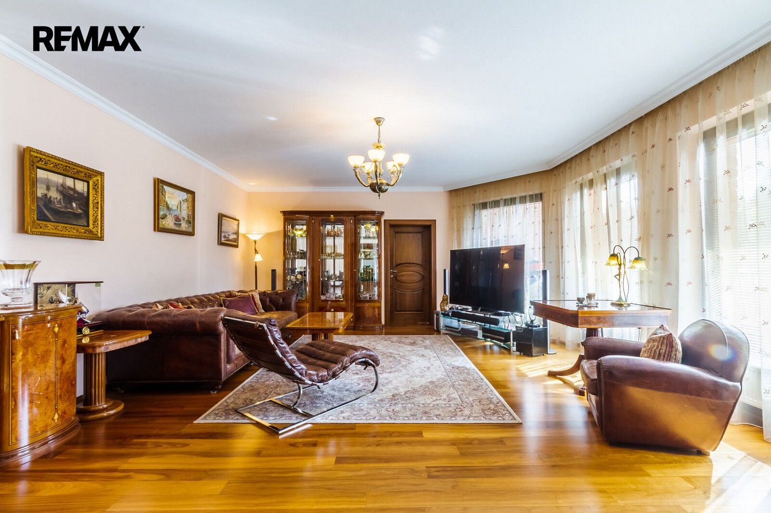 Rodinný dům · 354 m² · U zahrádek, Praha 10 - Benice - 4