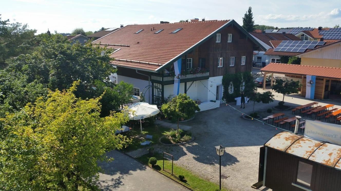 Obchodní prostory, Schönbrunnerstr. 1 Höslwang Höslwang Bayern 83129, 400 m² - 1