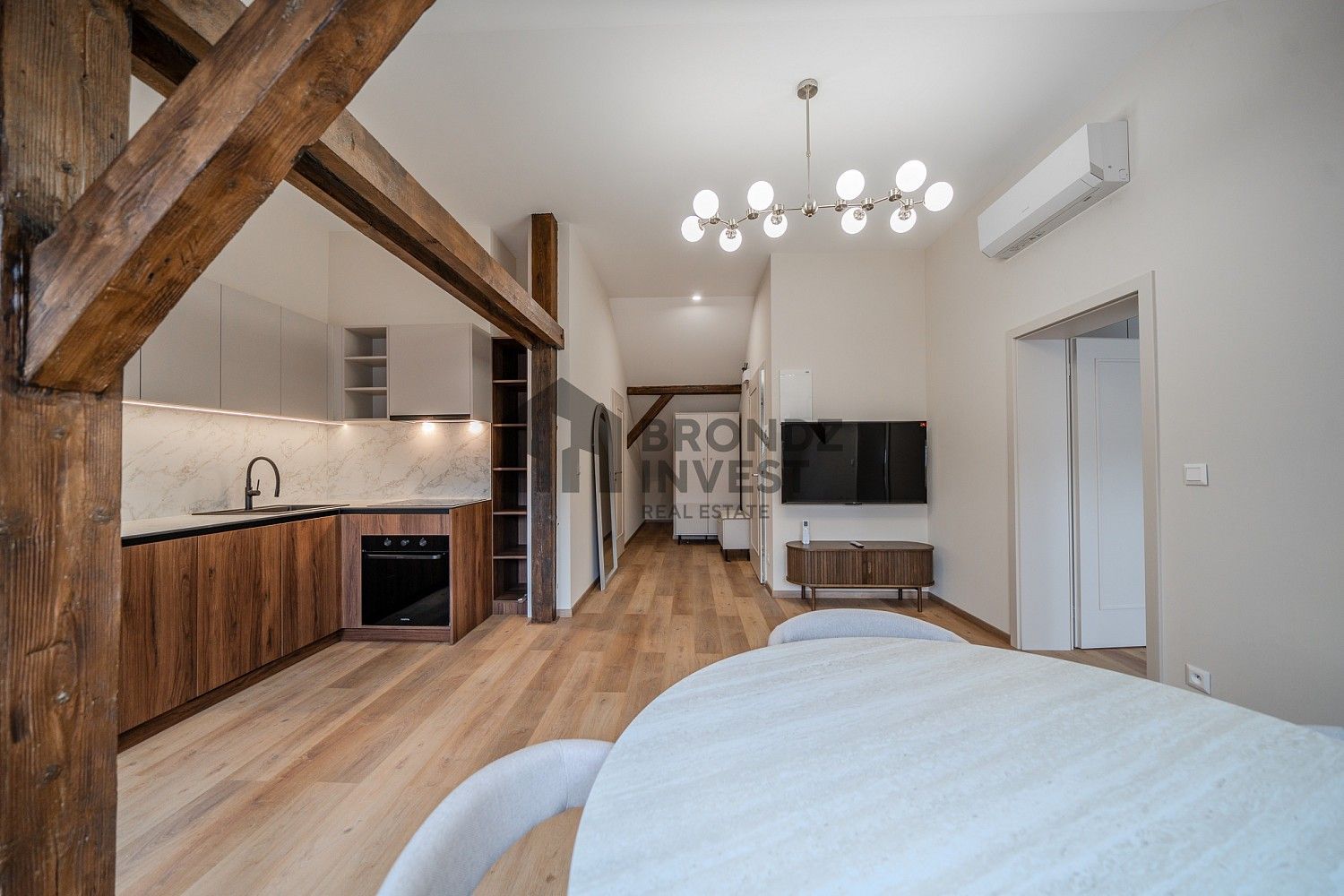 Byt 2+kk · 68 m² · Praha, Hlavní město Praha - 4