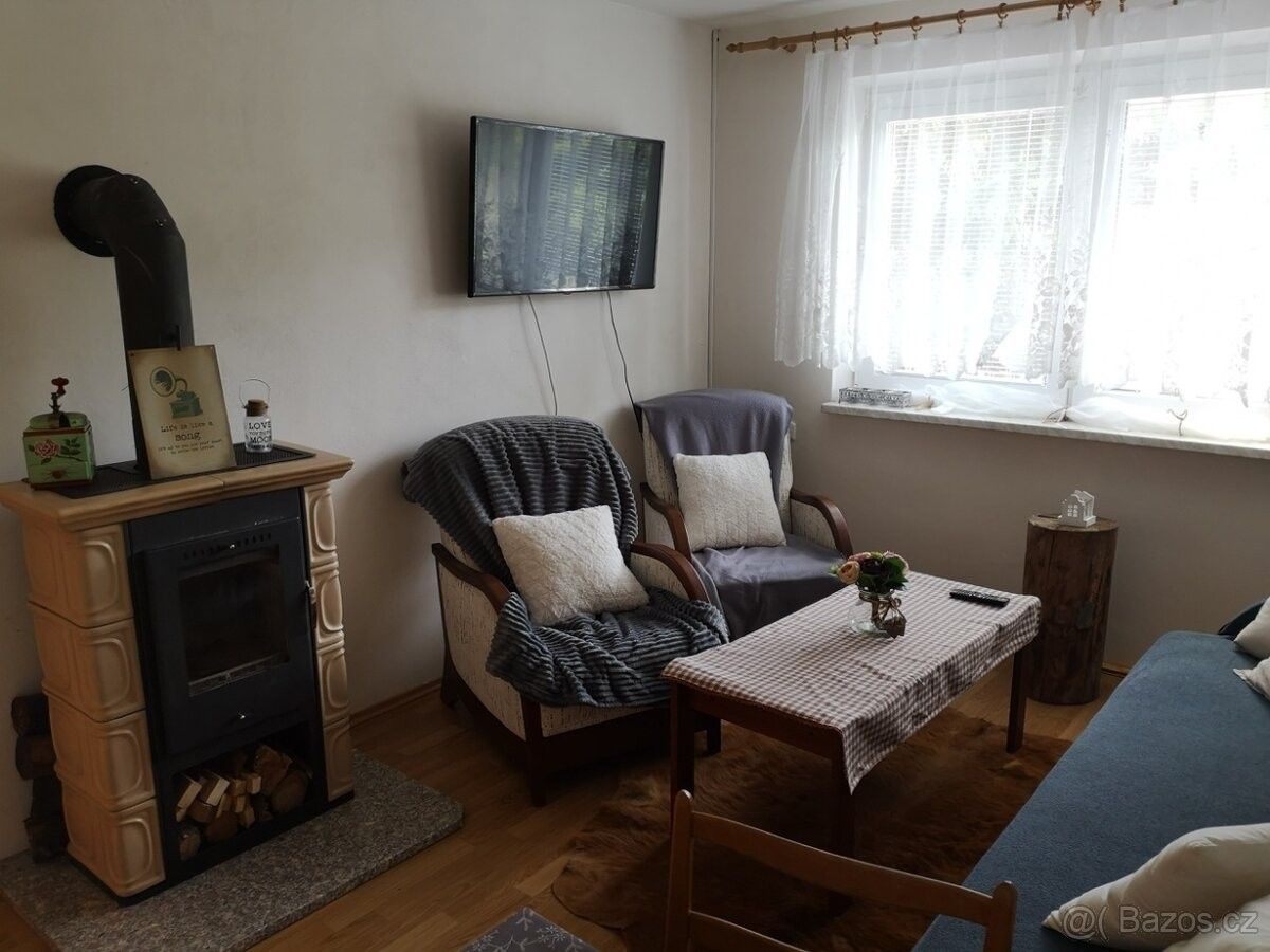 Chaty, Halenkovice, 763 63 - 1