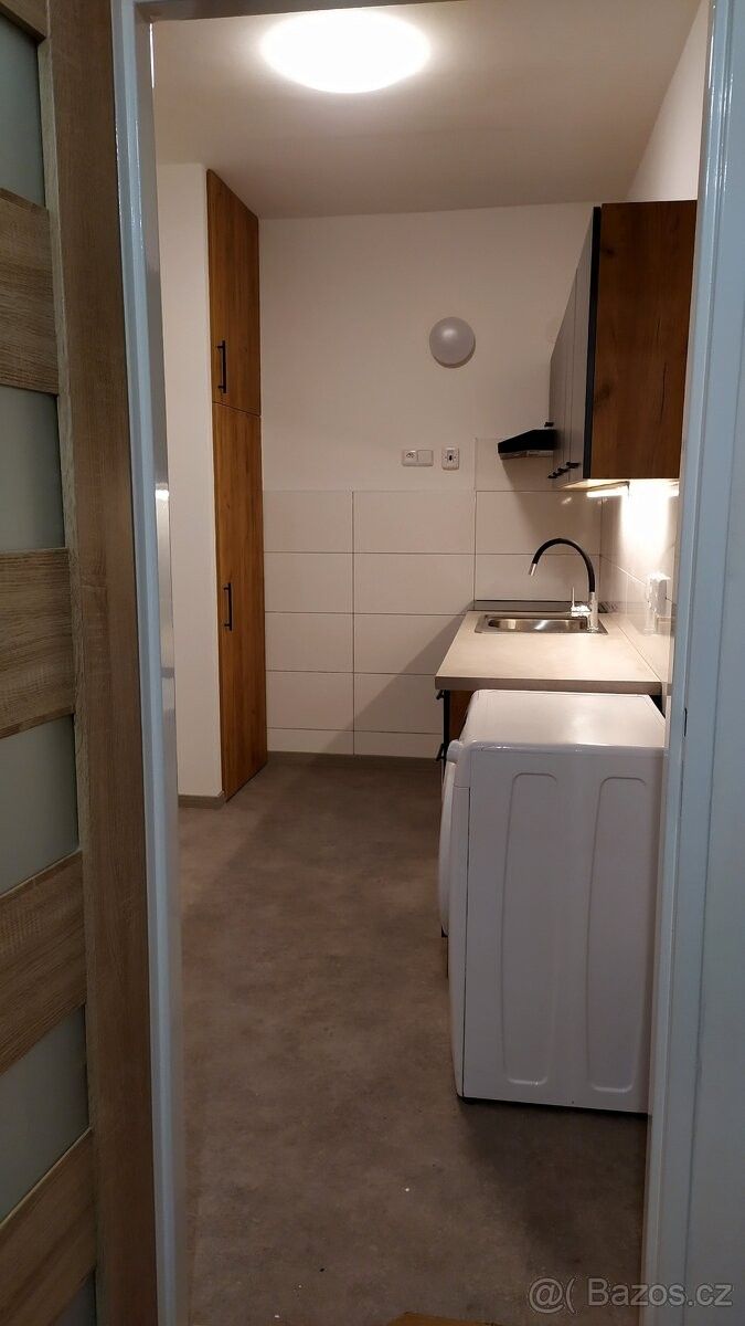 Pronájem byt - Ivančice, 664 91