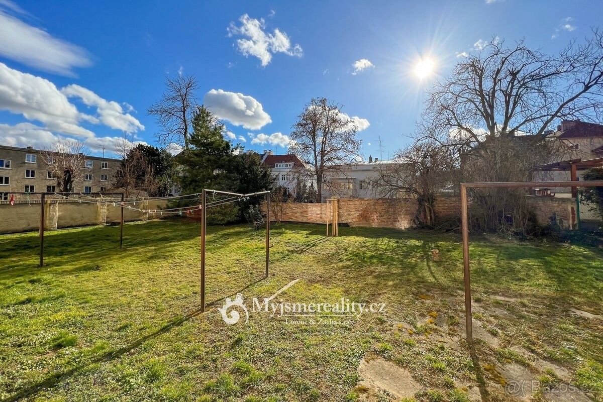 Pronájem byt - Bezkov, 669 02