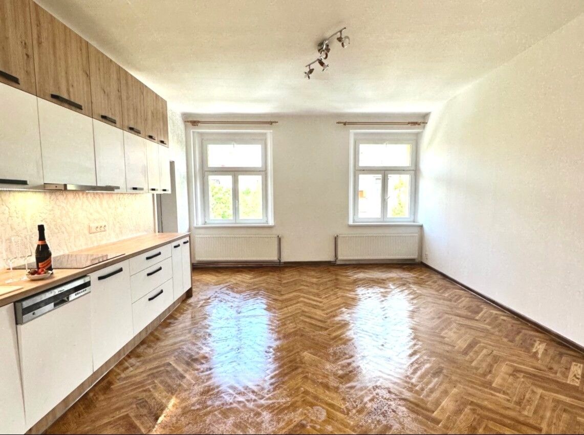 Pronájem byt - Praha, 130 00