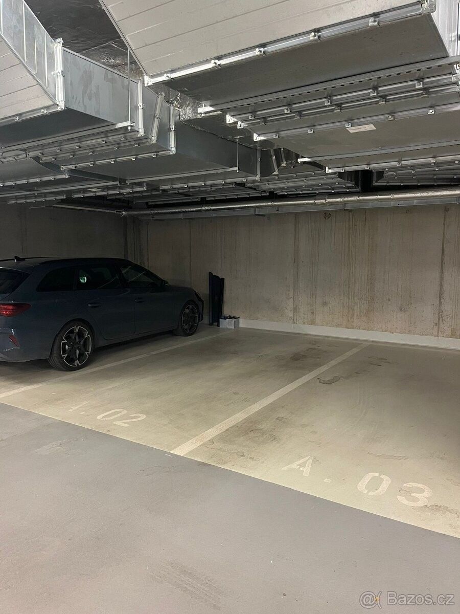 Pronájem garáž - Praha, 186 00